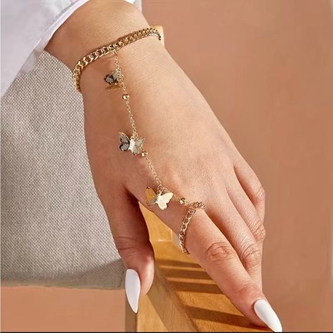 Discover the perfect fit with our stylish adjustable bracelets. Designed for effortless versatility, these elegant accessories feature sleek clasps or sliding knot