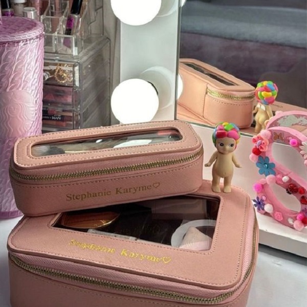 Select the perfect makeup bag