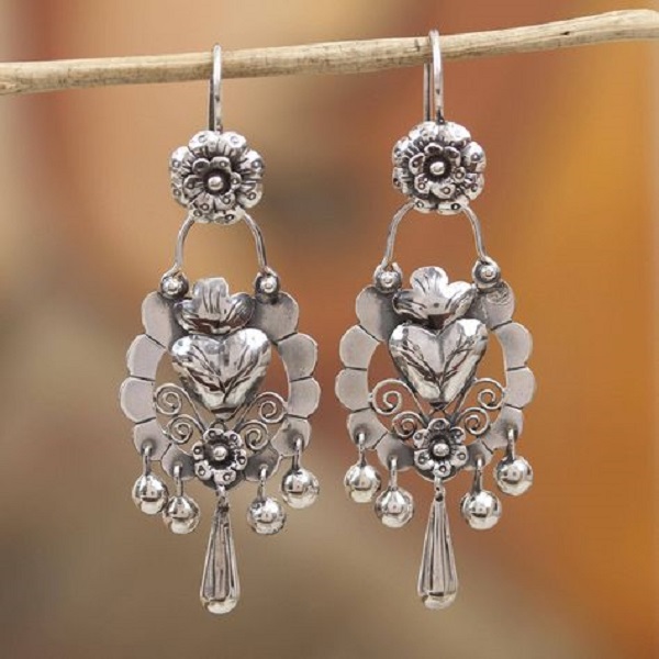 Explore stunning vintage Mexican silver jewelry