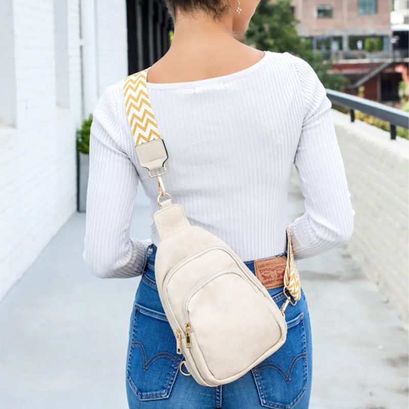 how to wear a crossbody sling bag