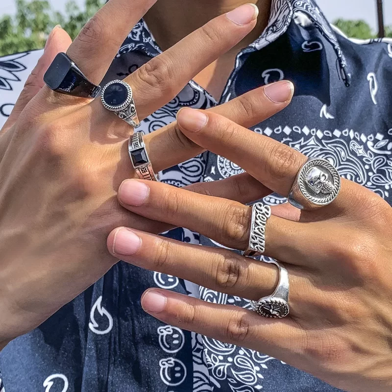how to wear rings men