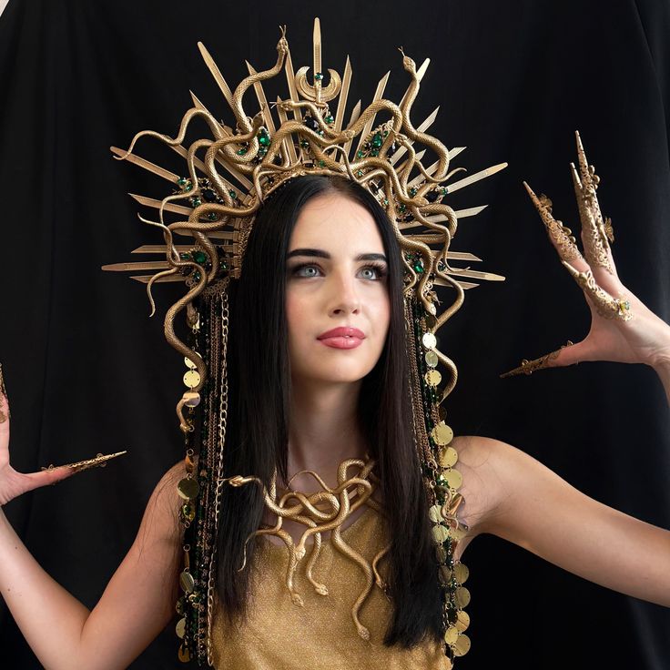 gorgon headpiece