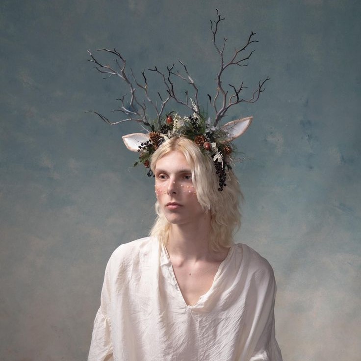 antler headpiece