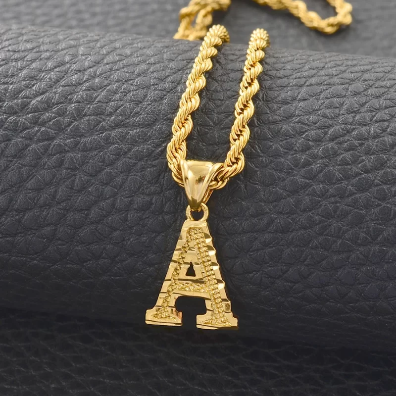 initial necklaces