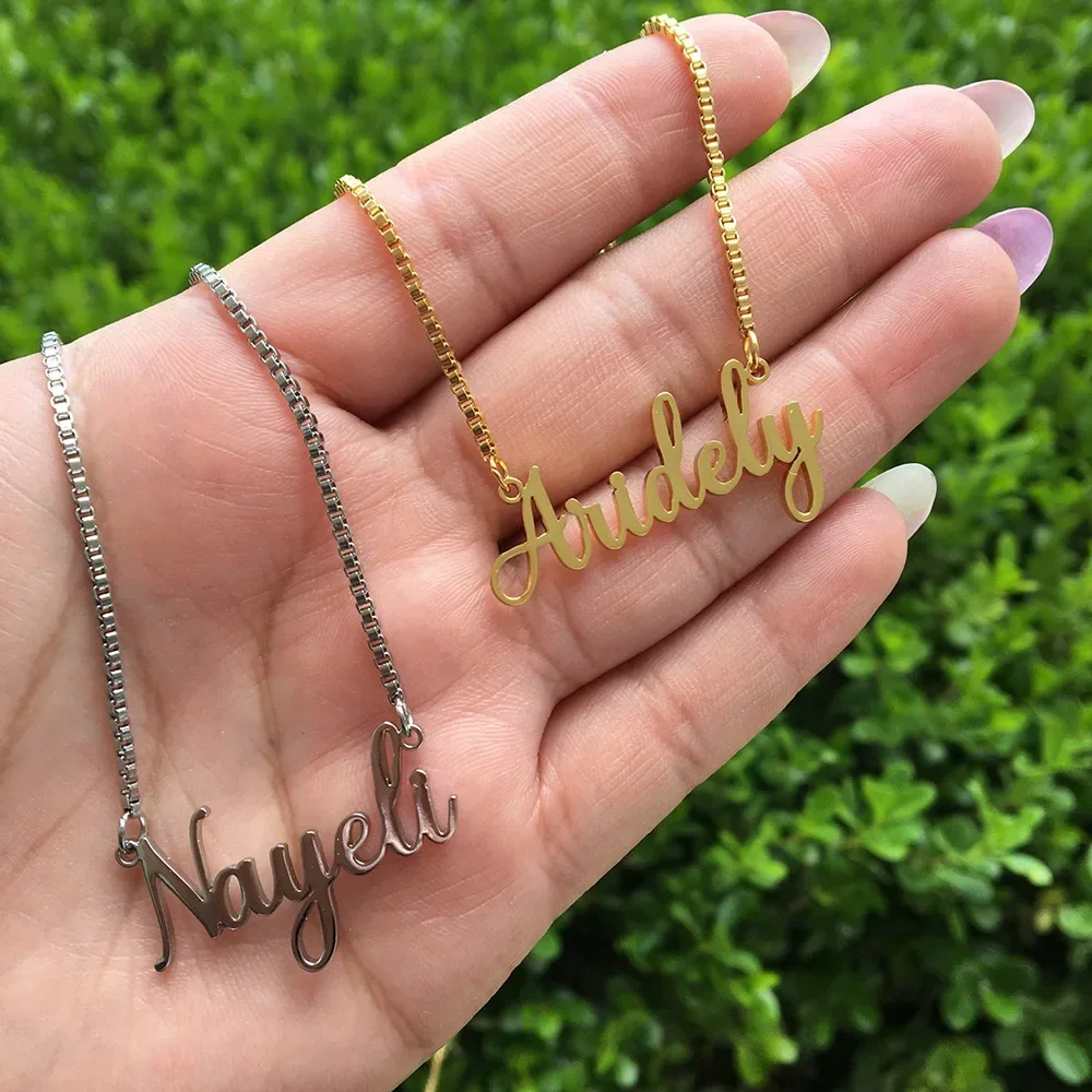 custom name necklaces