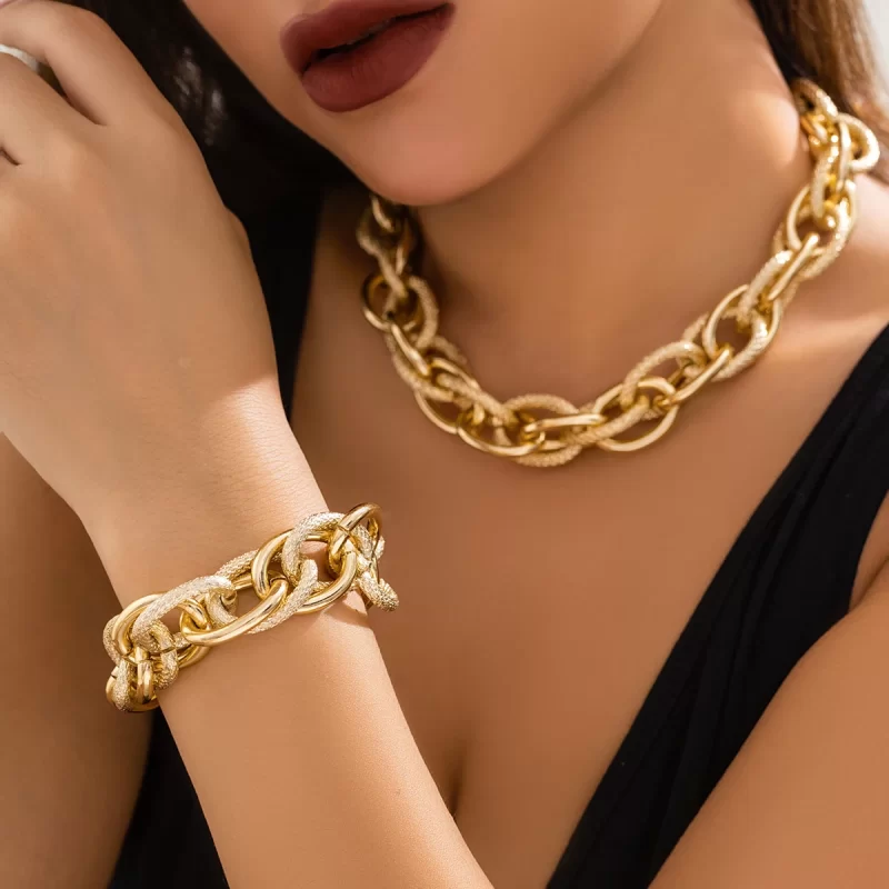 chunky necklaces