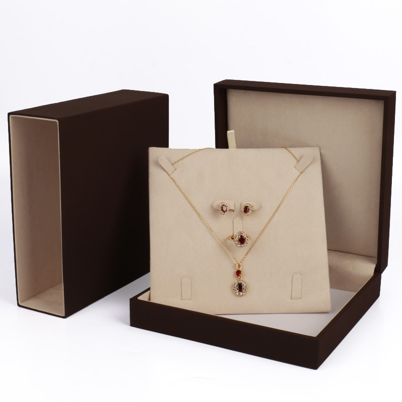 store necklaces