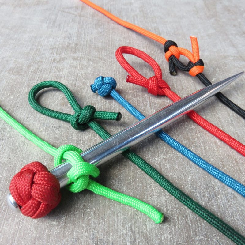get knots out of necklaces