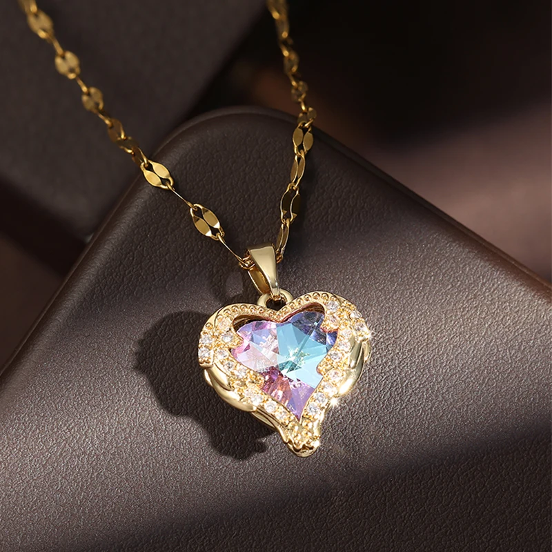 trending necklaces