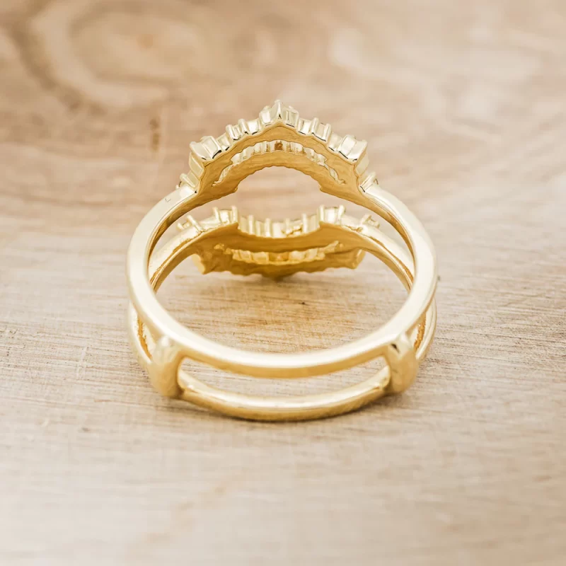 gold ring guard