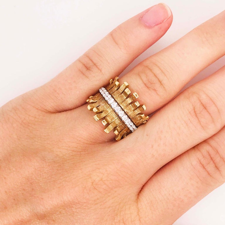 gold ring guard