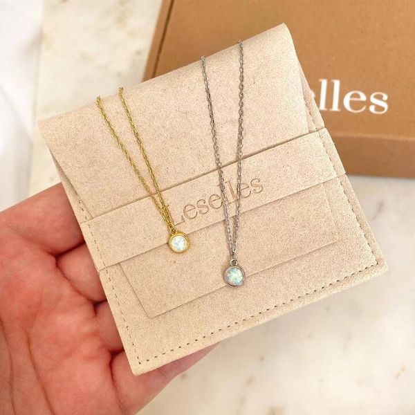 pack necklaces
