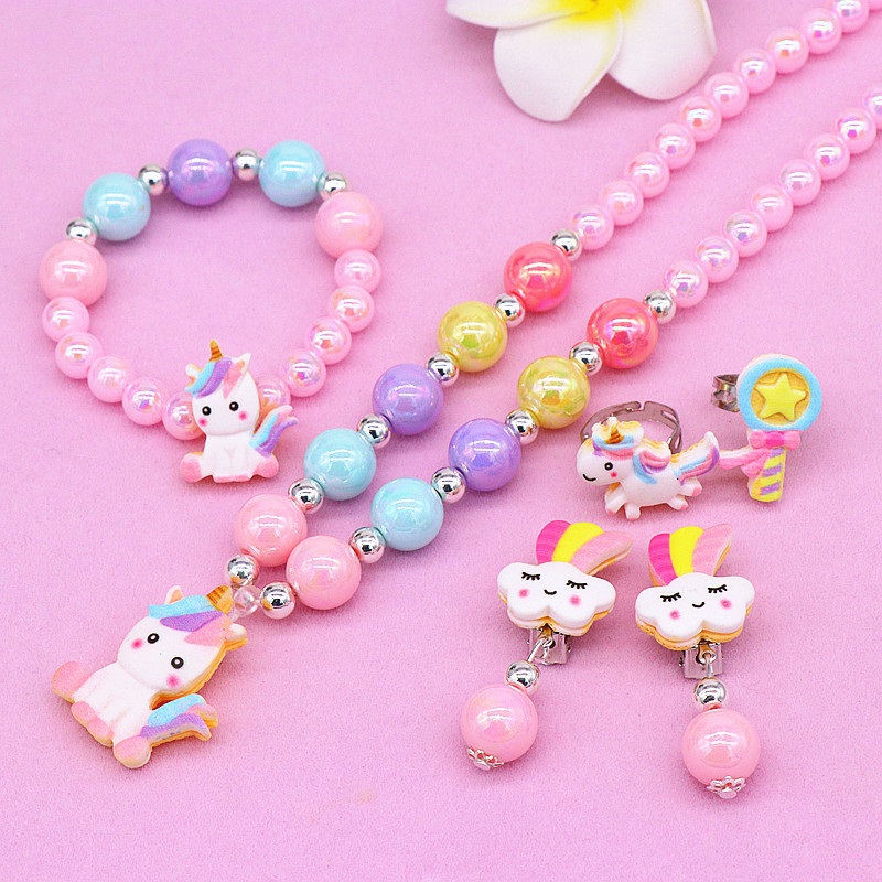 cute necklaces for girls