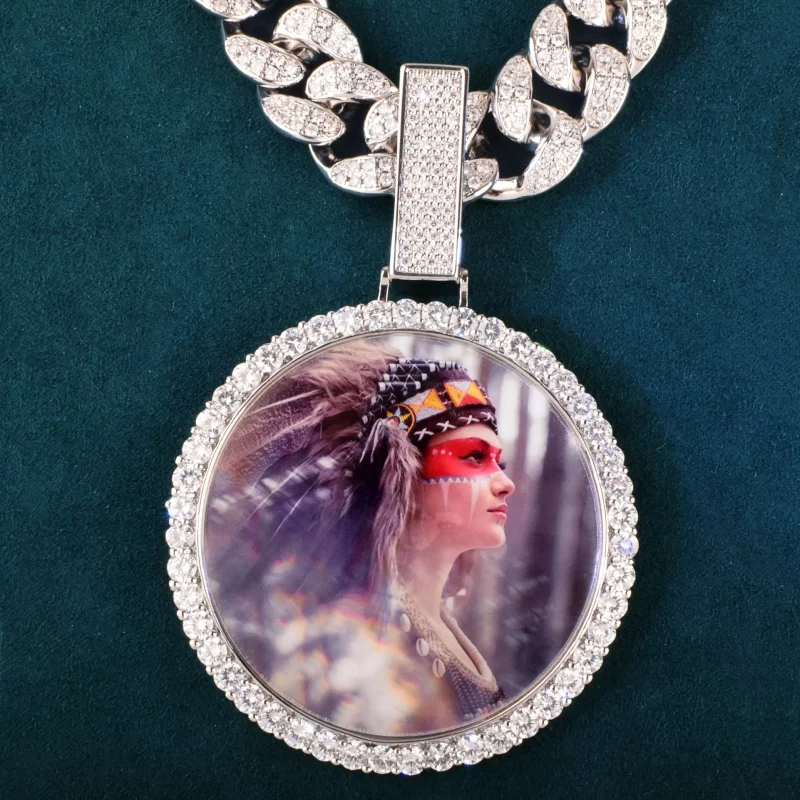customized necklaces