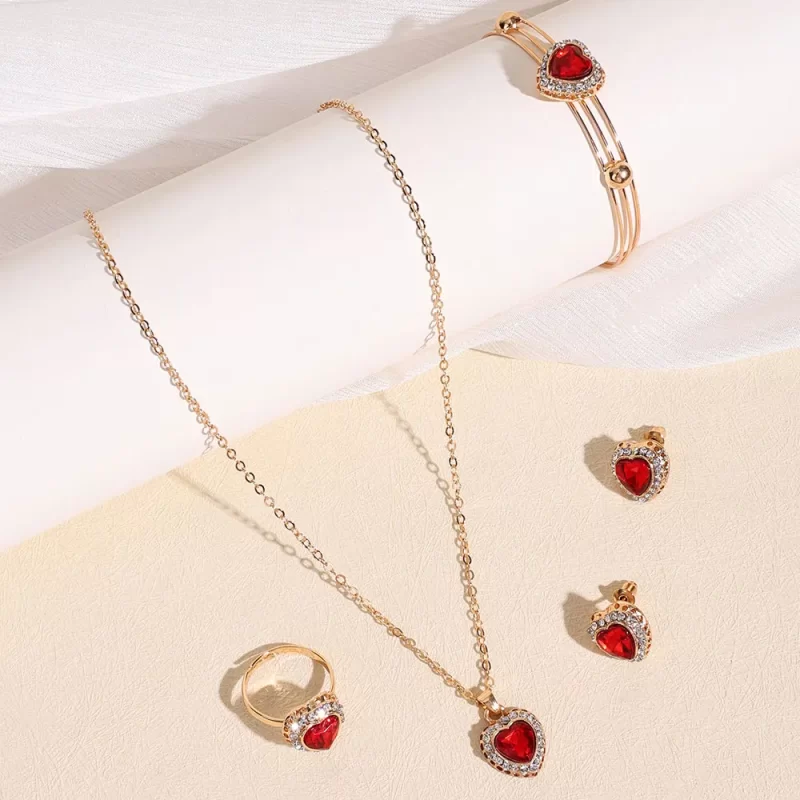 girls necklaces