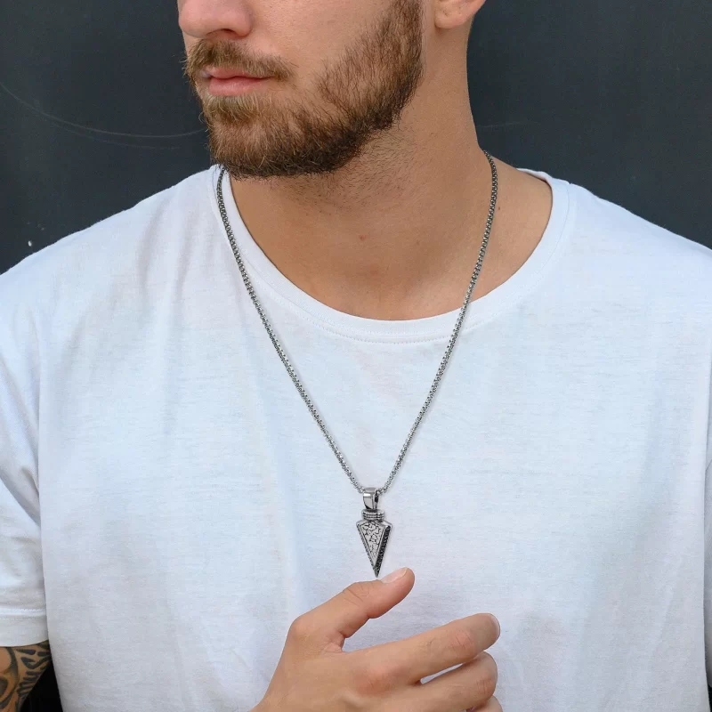 cool necklaces for men