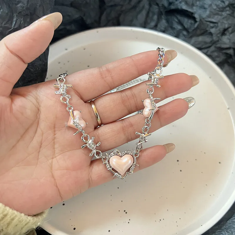 popular necklaces 2024