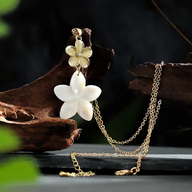 flower necklaces