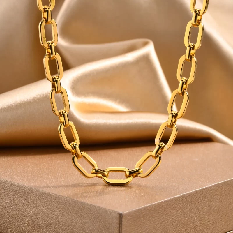 chunky necklaces gold