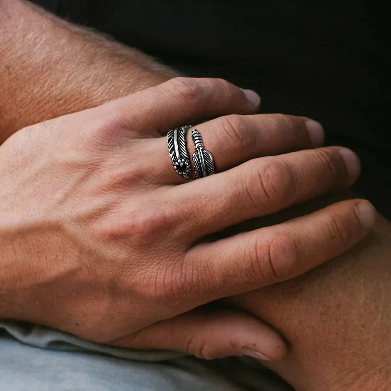 how to wear rings men