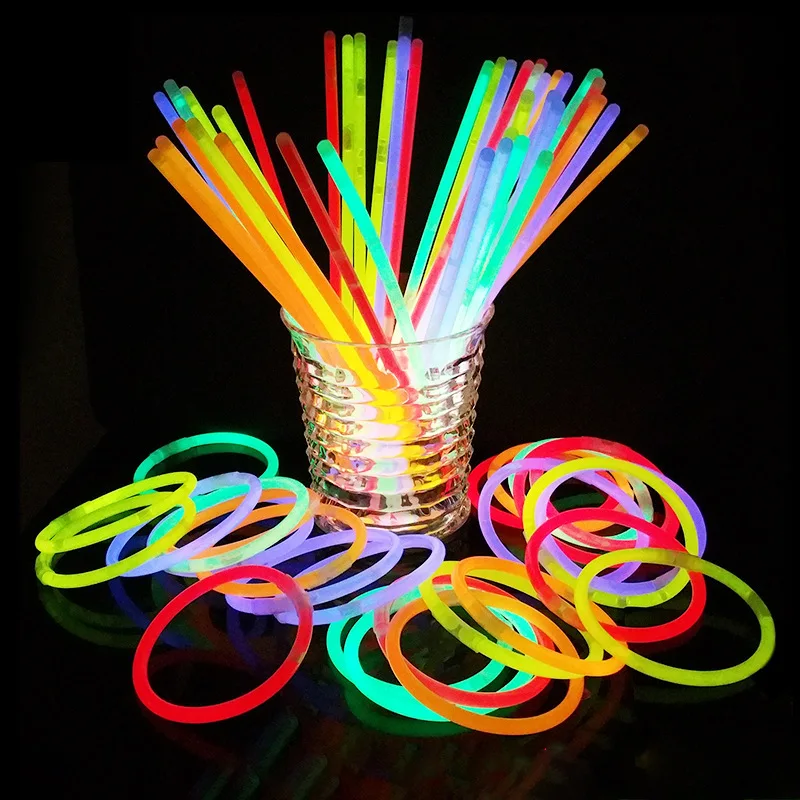 glow stick necklaces
