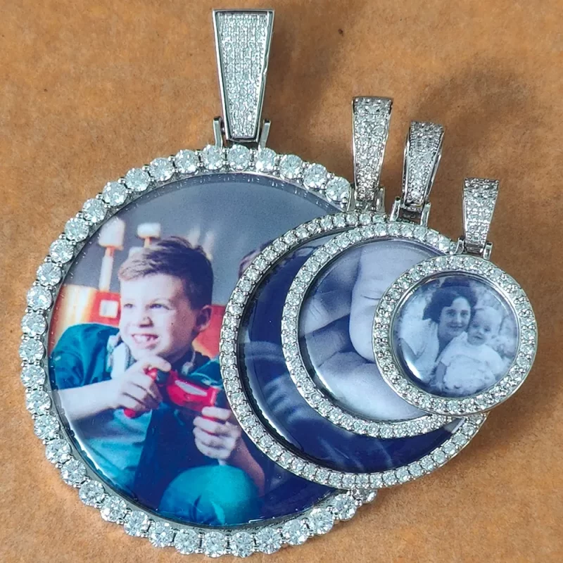 picture necklaces