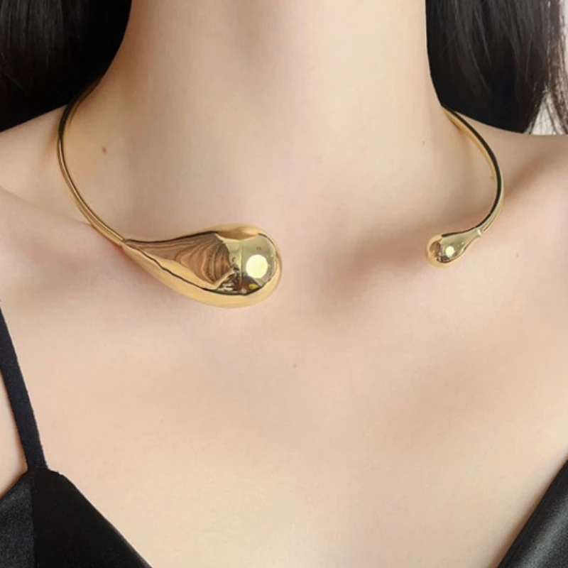 statement necklaces 2024