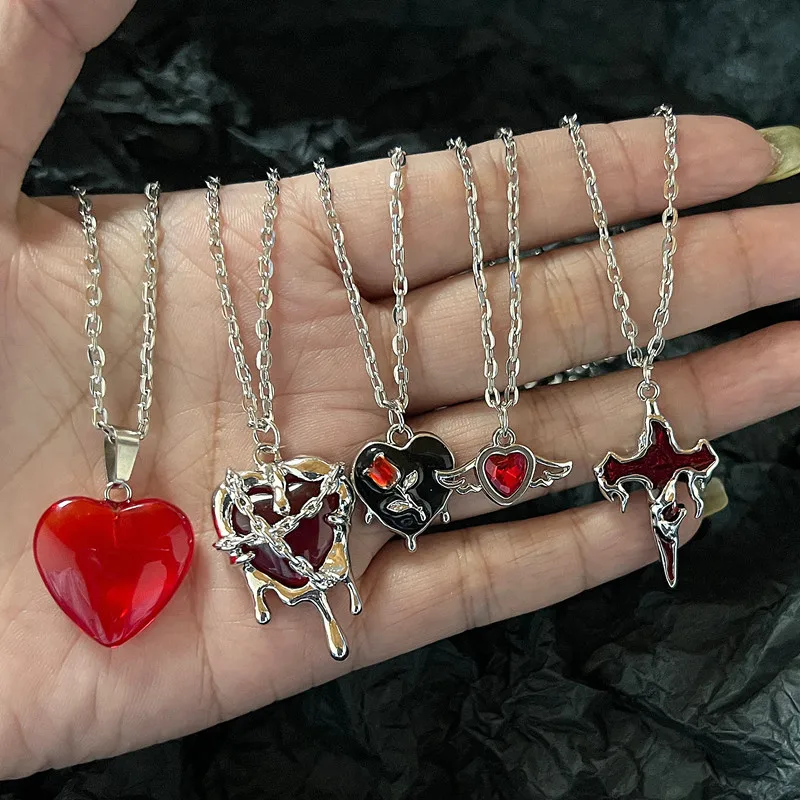 different types of necklaces