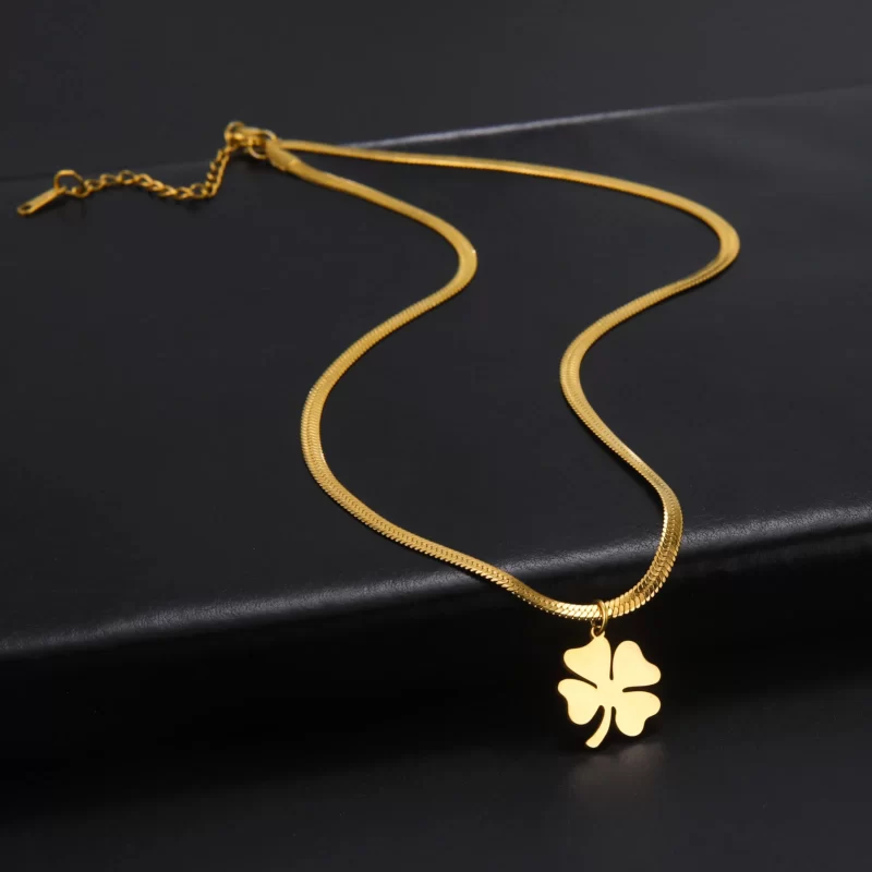 clover necklaces