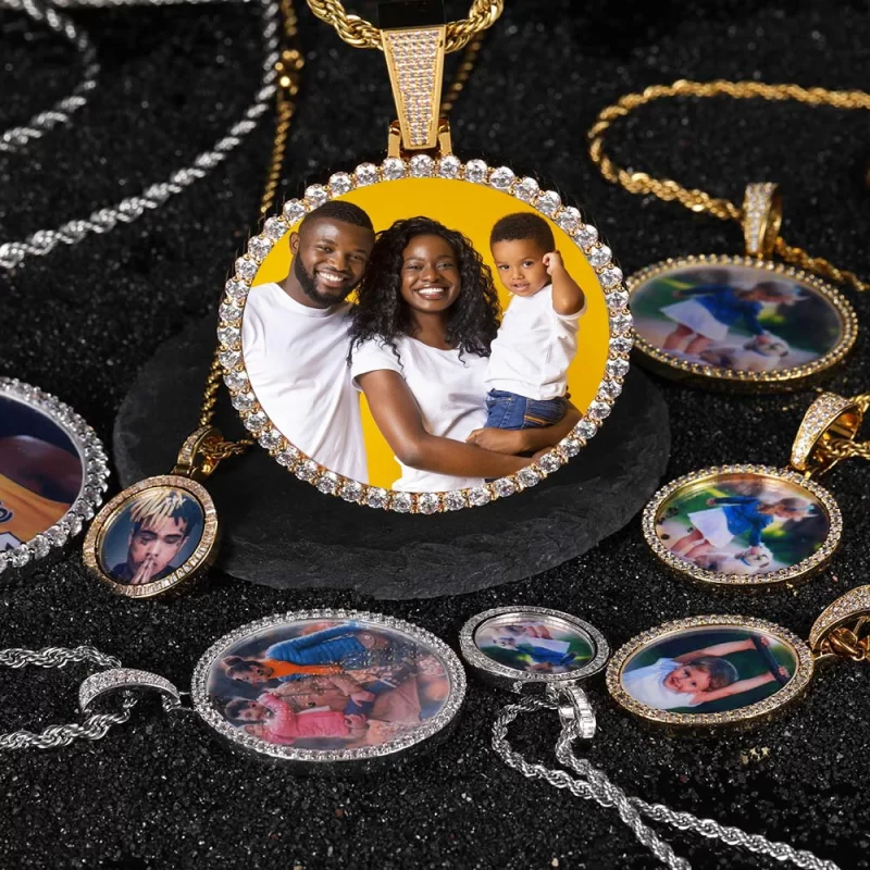 picture necklaces