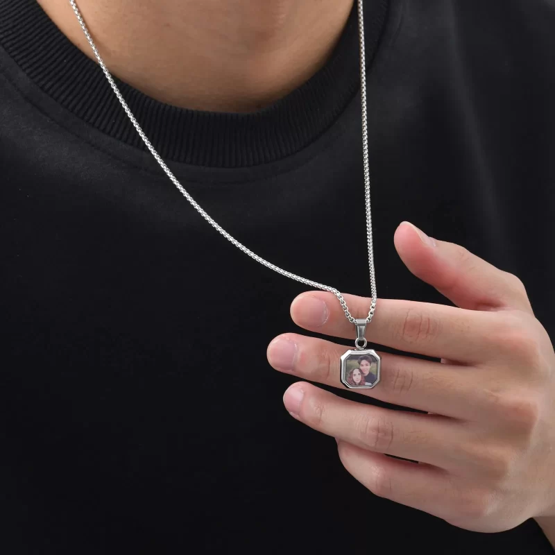 picture necklaces