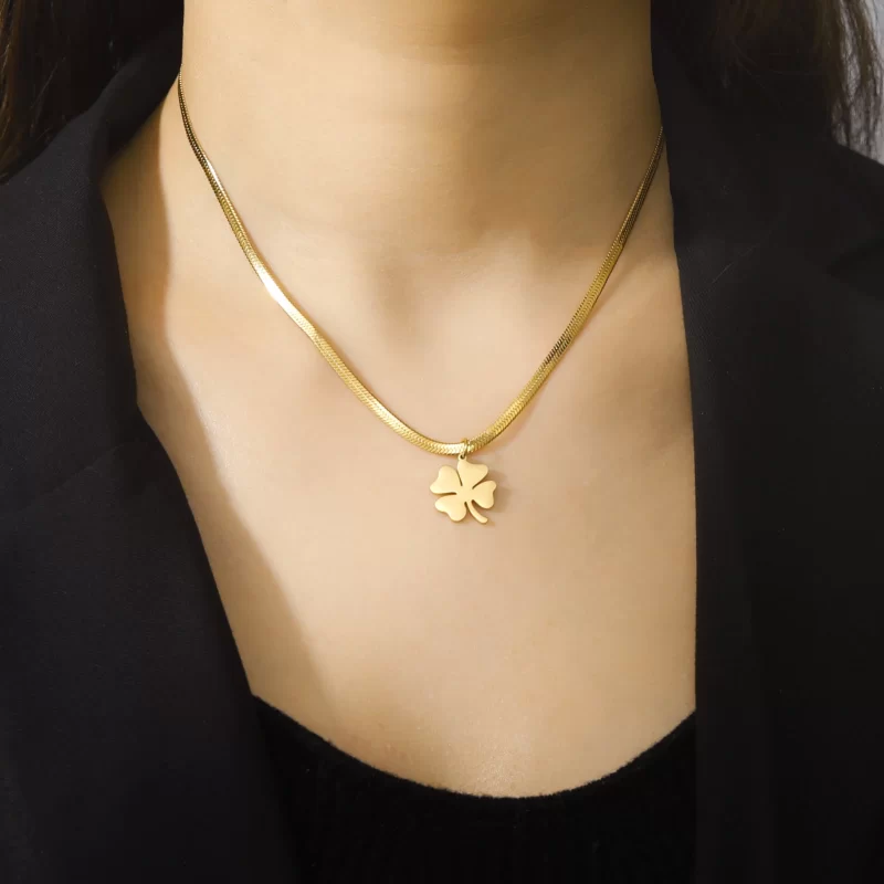 clover necklaces
