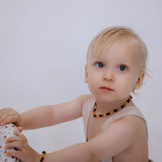 amber necklaces for babies