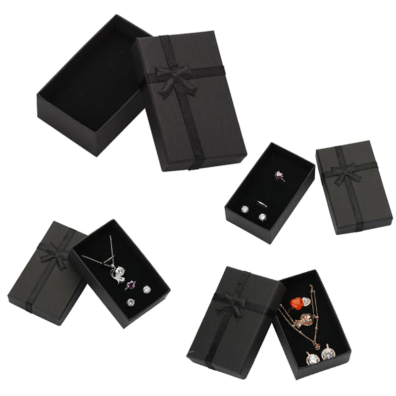 keep necklaces from tangling