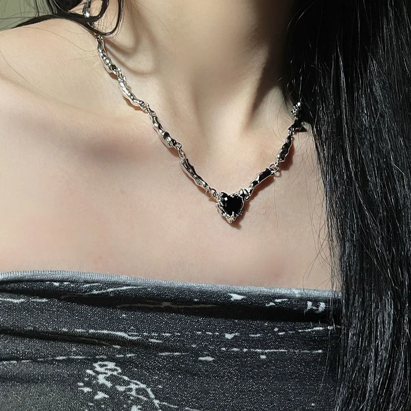 y2k necklaces