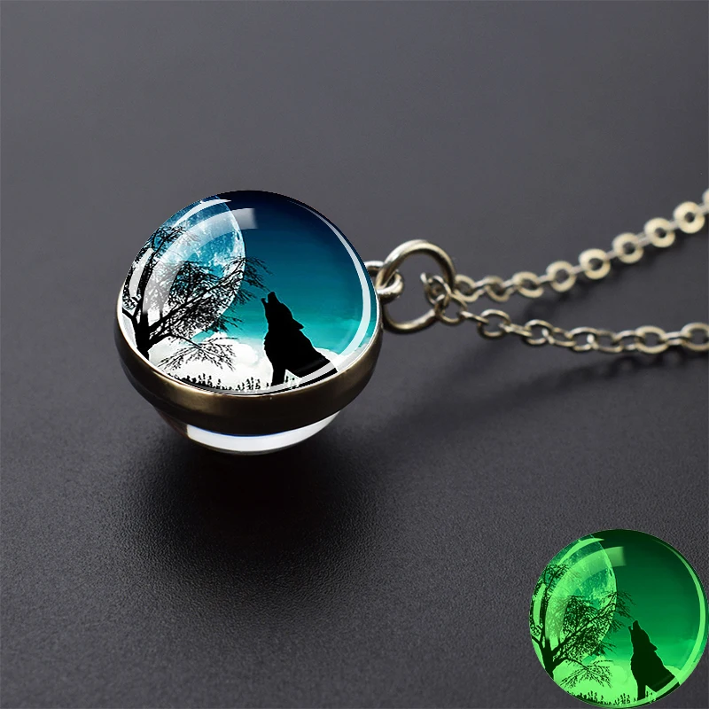 glow in the dark necklaces
