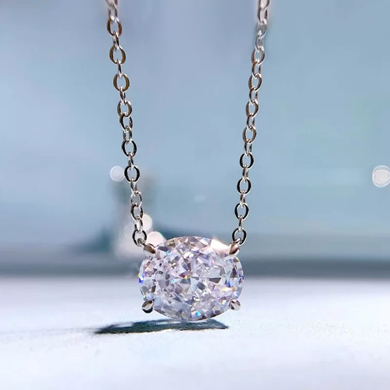 women's diamond necklaces