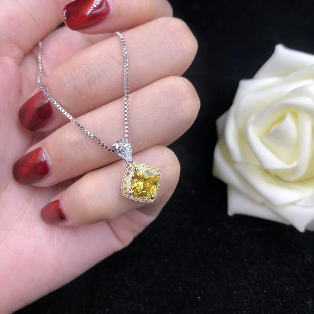 gold diamond necklaces