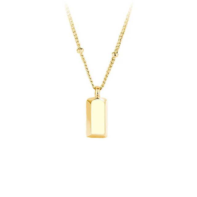necklaces for square neckline