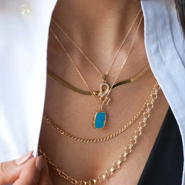 wear multiple necklaces
