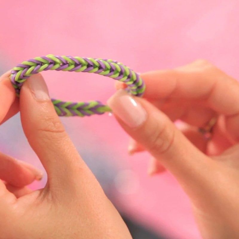how to make bracelets with string