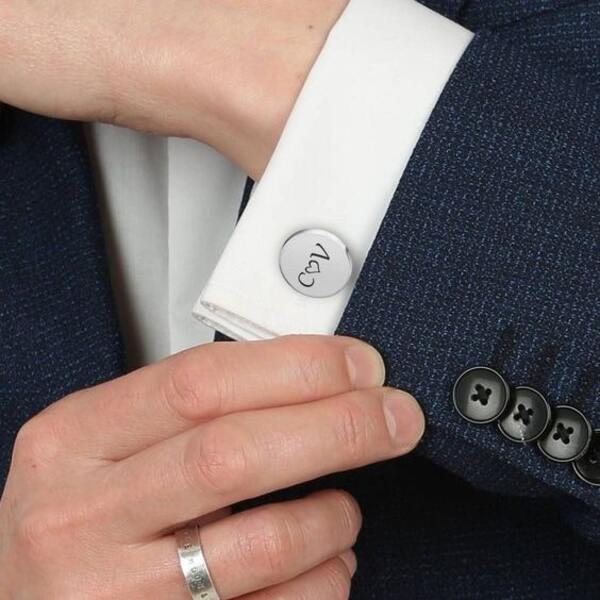 how to do cufflinks