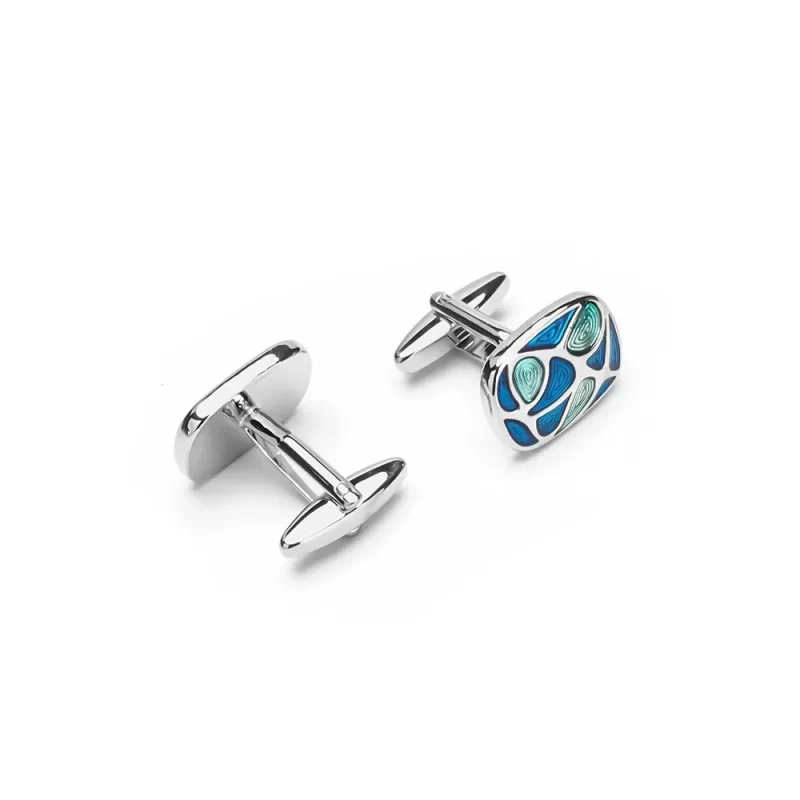 where do cufflinks go