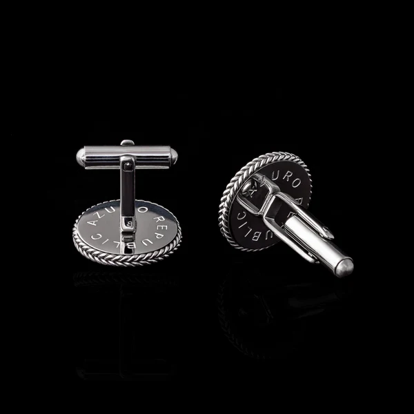 cufflinks