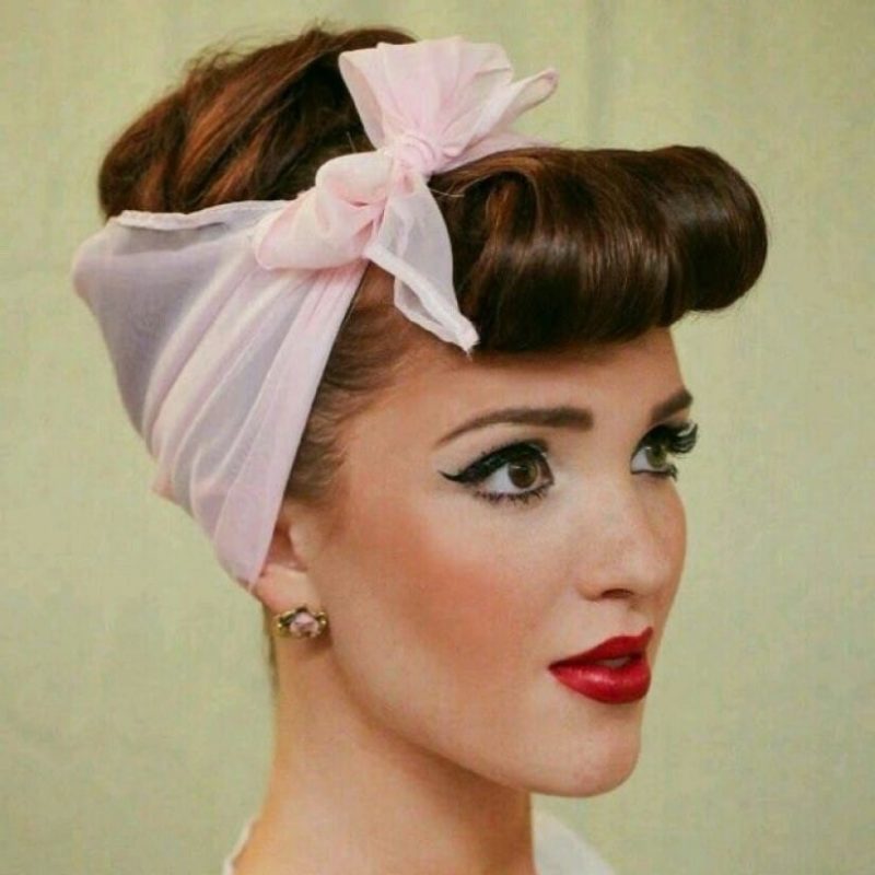 retro 60s hairstyles with headbands