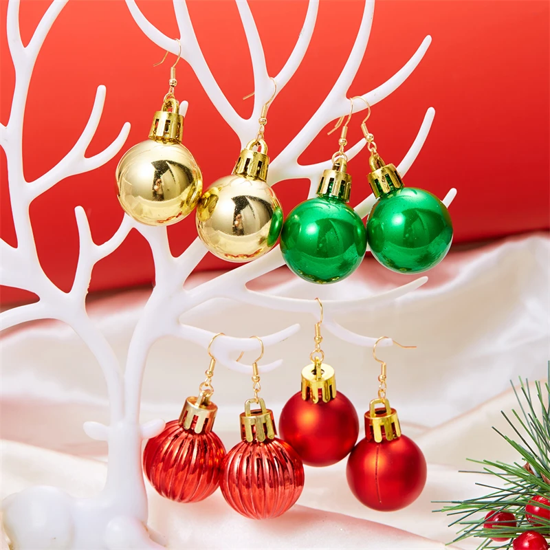 diy christmas earrings