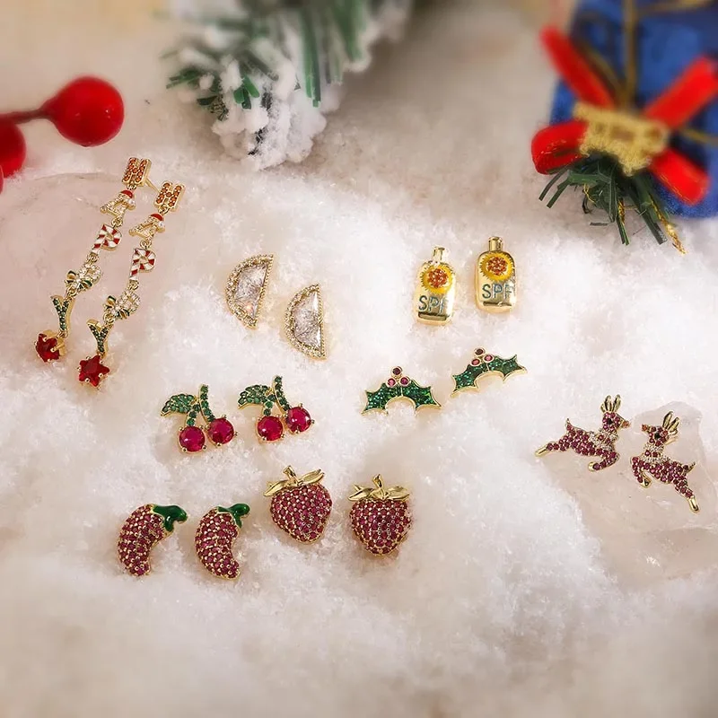 gold christmas earrings