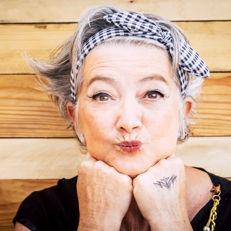 how to wear headbands for older ladies