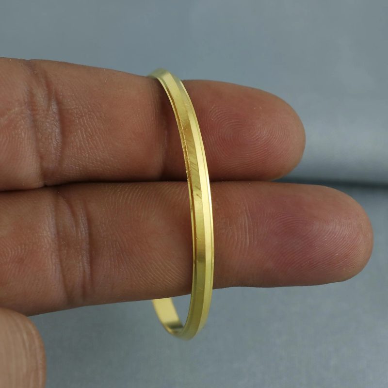 22k gold bangle