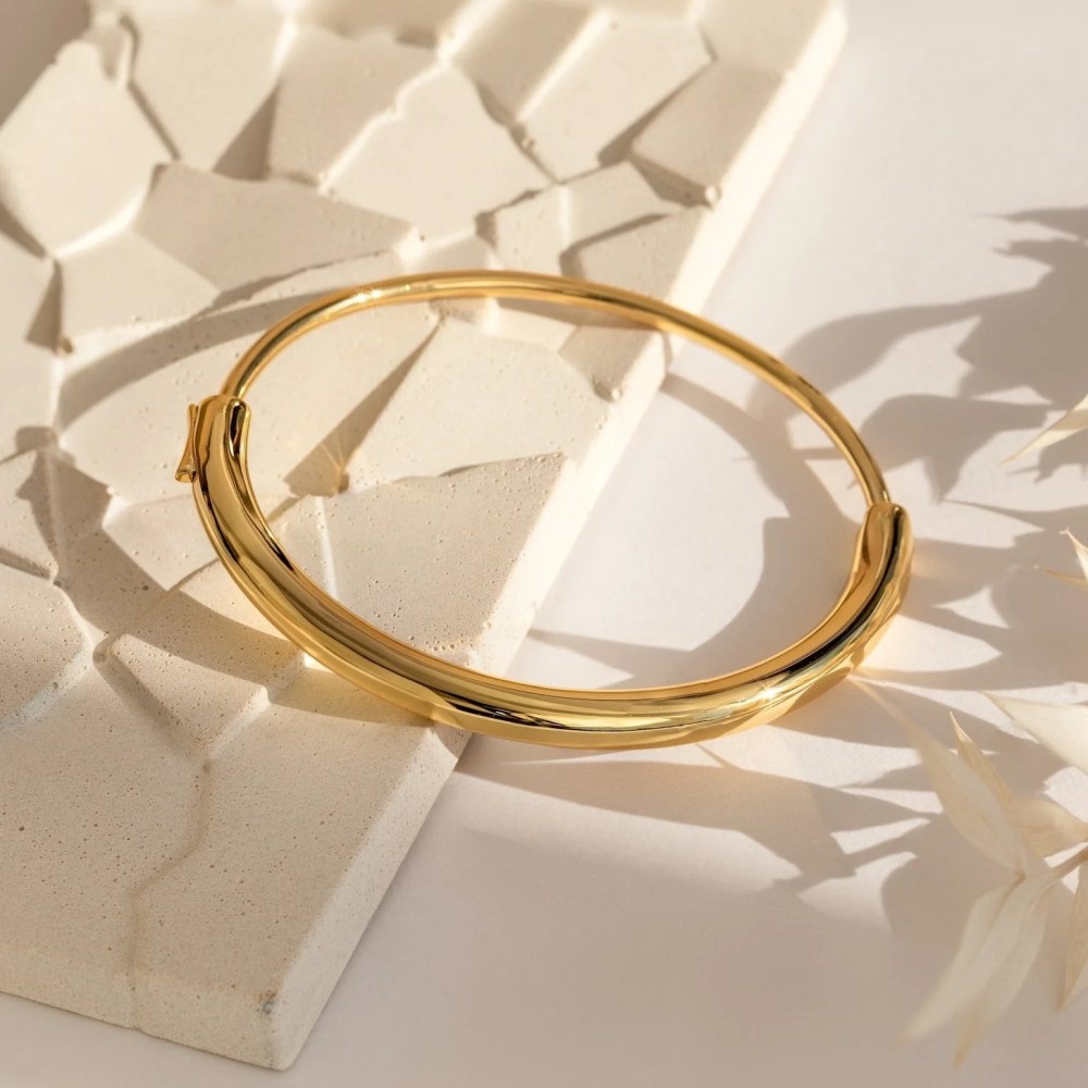 hinged bangle bracelet